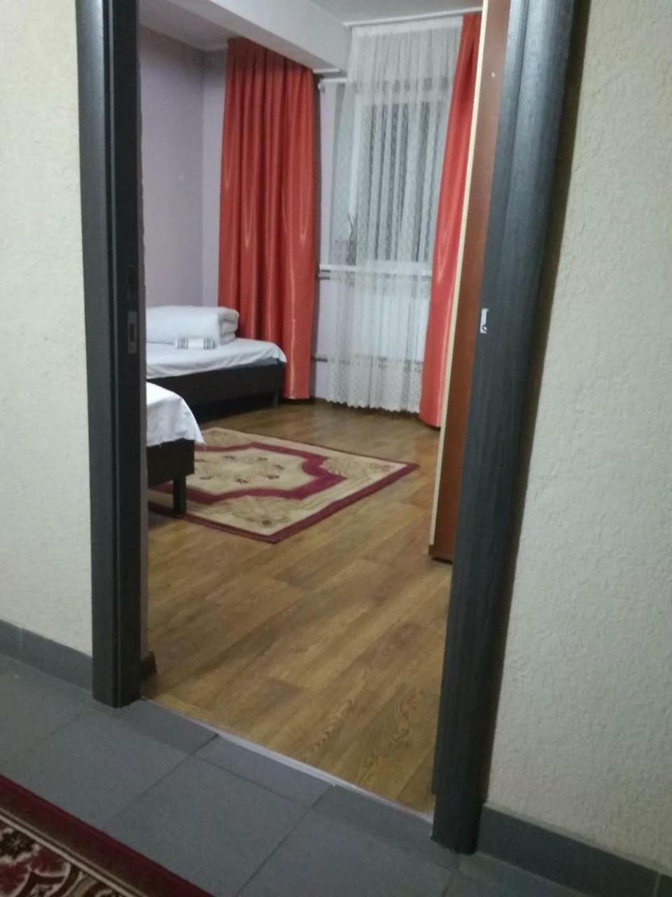 Saima Guest House Osh Exterior photo